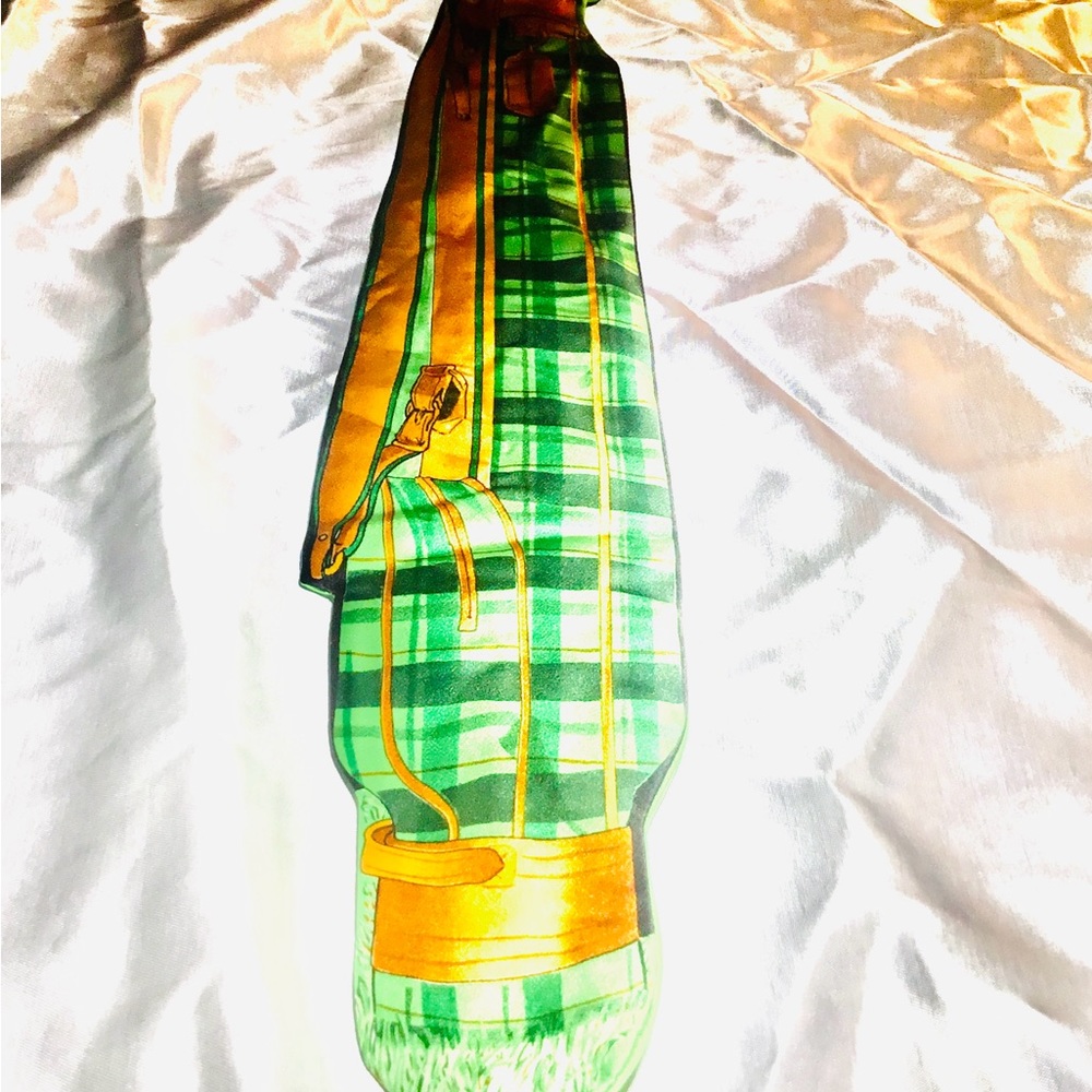 Irish Golfers Vicky Davis Vintage Golfers Bag St Patrick Silk Party NeckTie